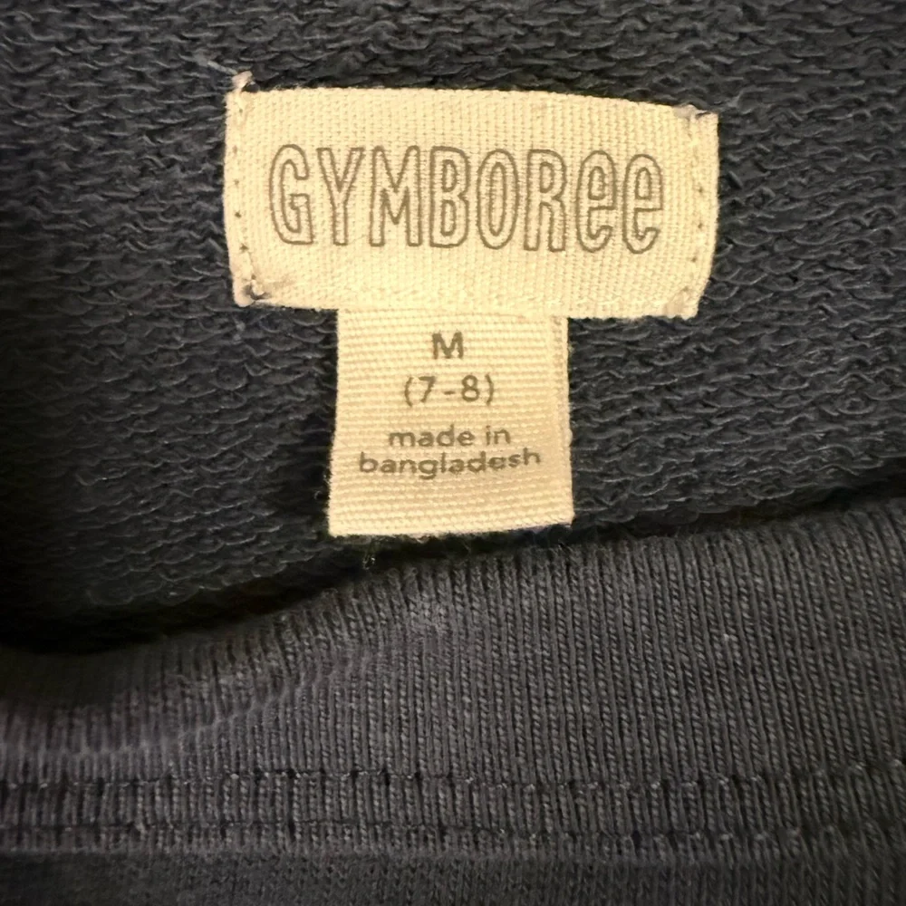 Gymboree navy blue shirt “Love to explore” size 7/8